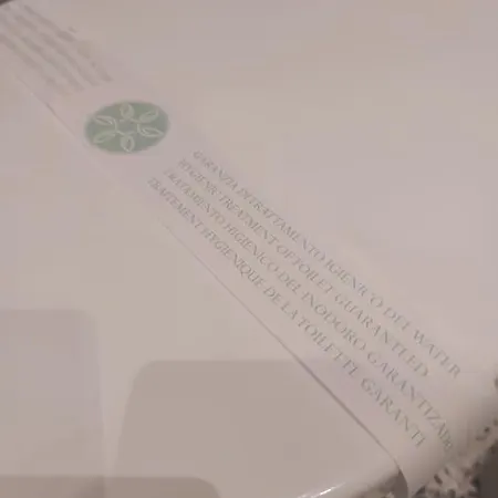 C Moderno Soleggiato Vista Cattedrale アパート ジェノヴァ